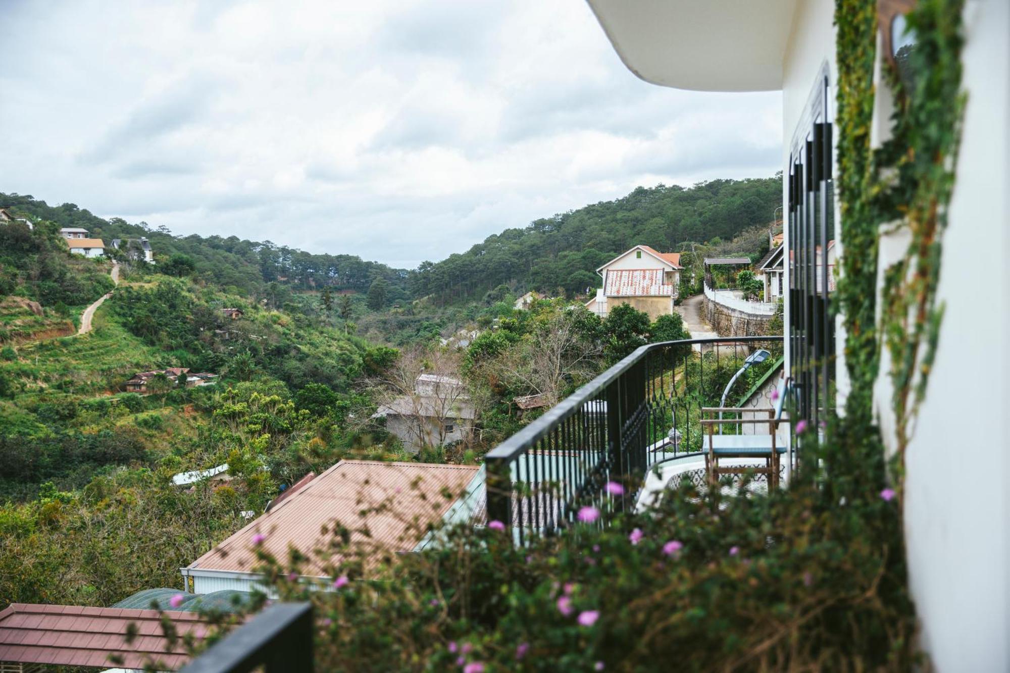 He Maison Boutique Stay & Cafe Da Lat Exterior photo